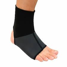 Protek Neoprene Ankle Support L